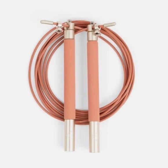 Blogilates Premium Brown Jump Rope - Picture 4 of 11